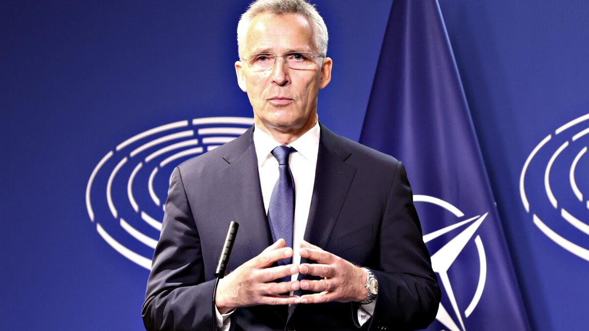 Kiev combatte per conto della Nato
