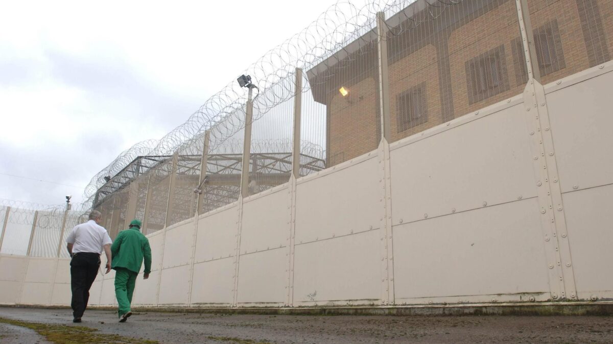Le carceri inglesi sono ormai «vietate» ai non musulmani