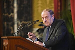 Siluro di Zagrebelsky al pensiero unico: «Chi è contro l’aborto non si può zittire»