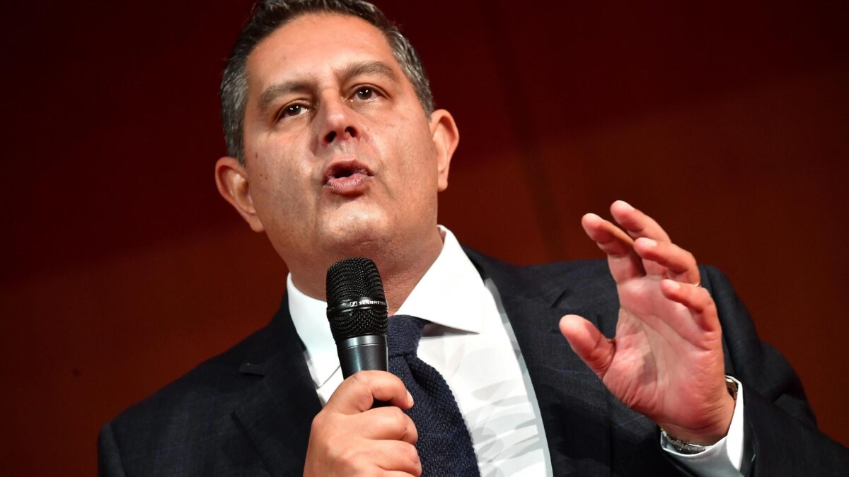 Giovanni Toti: «La mascherina è il nostro burqa»
