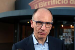 Spremuti da imposte, inflazione e guerra