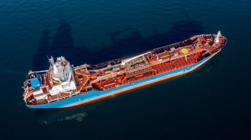 Escamotage russo contro le sanzioni: bandiere di comodo sulle petroliere