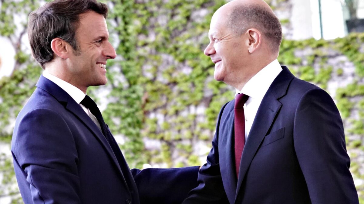 Macron vede Scholz e non bastona Mosca: «Occhio a umiliarla»