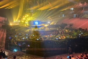 Parte l’Eurovision delle polemiche: Russia out e Ucraina già favorita