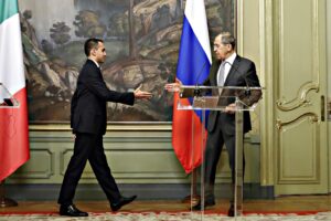 I russi al lavoro sul piano italiano per la pace