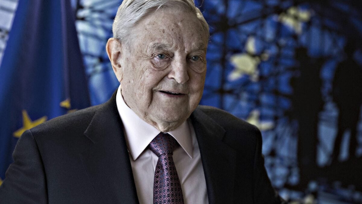 Soros e Gates, gli autocrati illiberali impartiscono lezioni di democrazia