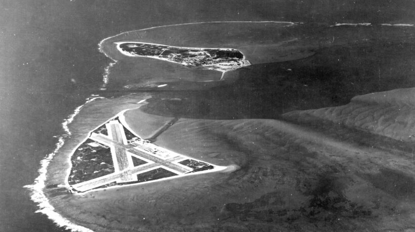 Vista aerea della base americana delle Midway