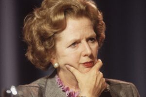 Leader donne più pacifiste? La storia ci dice di no, dalla Thatcher alla Clinton