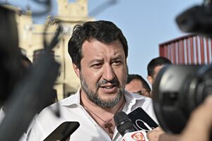 Le relazioni pericolose di Capuano. Spuntano anche legami con la Cina