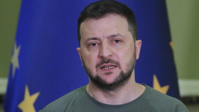 Biden in caduta libera: gela Zelensky e prova a recuperare il consenso