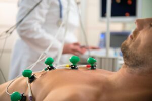 Lo studio israeliano sui non vaccinati: col Covid non cresce il rischio miocarditi