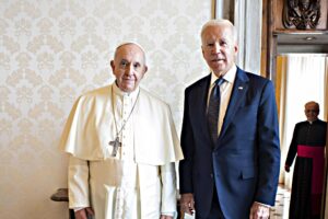 Il Papa e Biden bussano al Cremlino. È l’ora delle trattative top secret