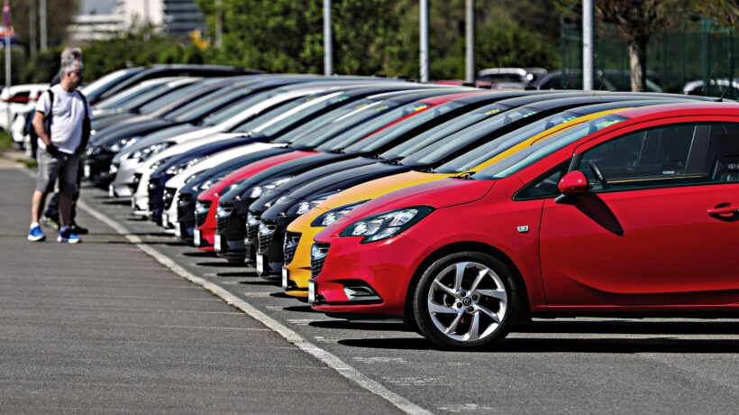 Auto, immatricolazioni giù del 12,5%