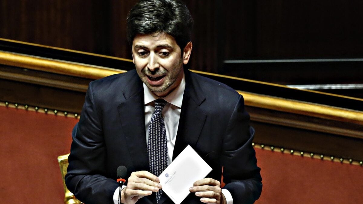 Peste e cavallette, governo in vigile attesa