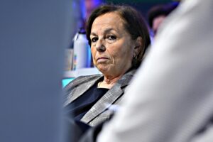 Sito del Viminale ko: è già fallito il piano della Lamorgese sui 70.000 braccianti