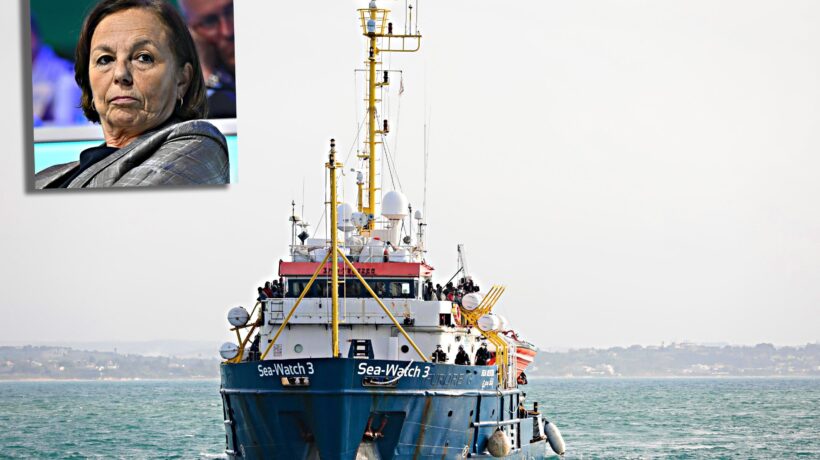 Le Ong ci regalano 436 clandestini. La Lamorgese che fa?