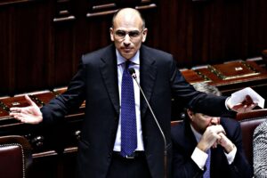 Da cinque anni paghiamo la cassa integrazione al Pd