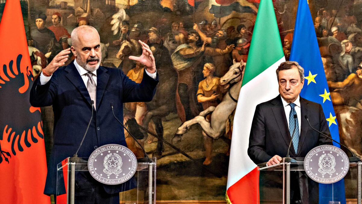 L’Europa dà il contentino all’Ucraina ma s’incaglia su Albania e Macedonia