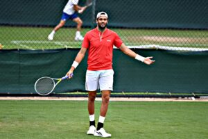 Berrettini fa harakiri col tampone