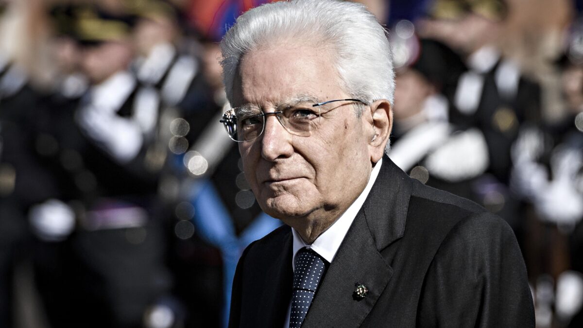 Draghi si è rotto le scatole. Si dimette ma Mattarella vuole la verifica delle Camere