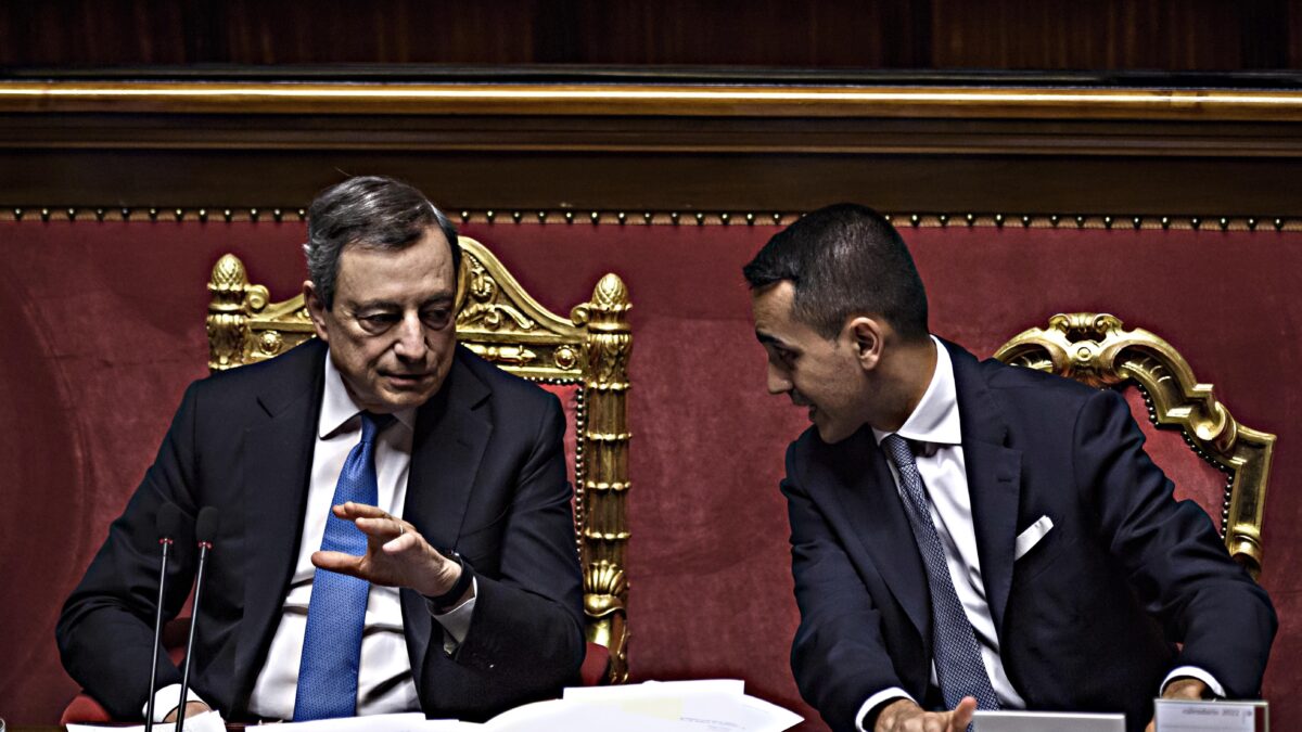 Pur di scampare alle elezioni Di Maio profetizza catastrofi: «Senza Draghi più siccità»