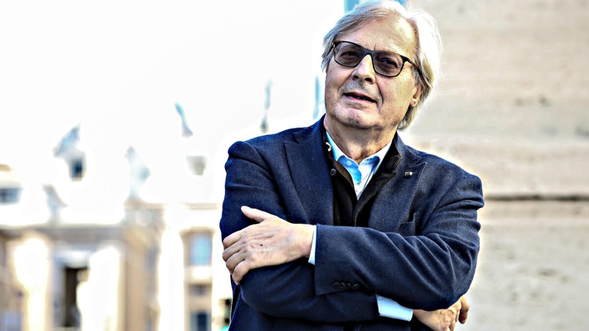 Vittorio Sgarbi: «Col bis, Draghi cadrebbe nel baratro»