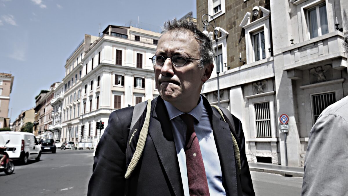 Allarmi inascoltati. Storari su Armanna: «Andava arrestato»