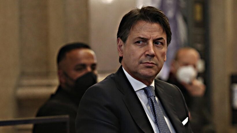 Tensione nel M5s, ma Conte la spunta. Anche Lega e Fi pronti al voto subito.