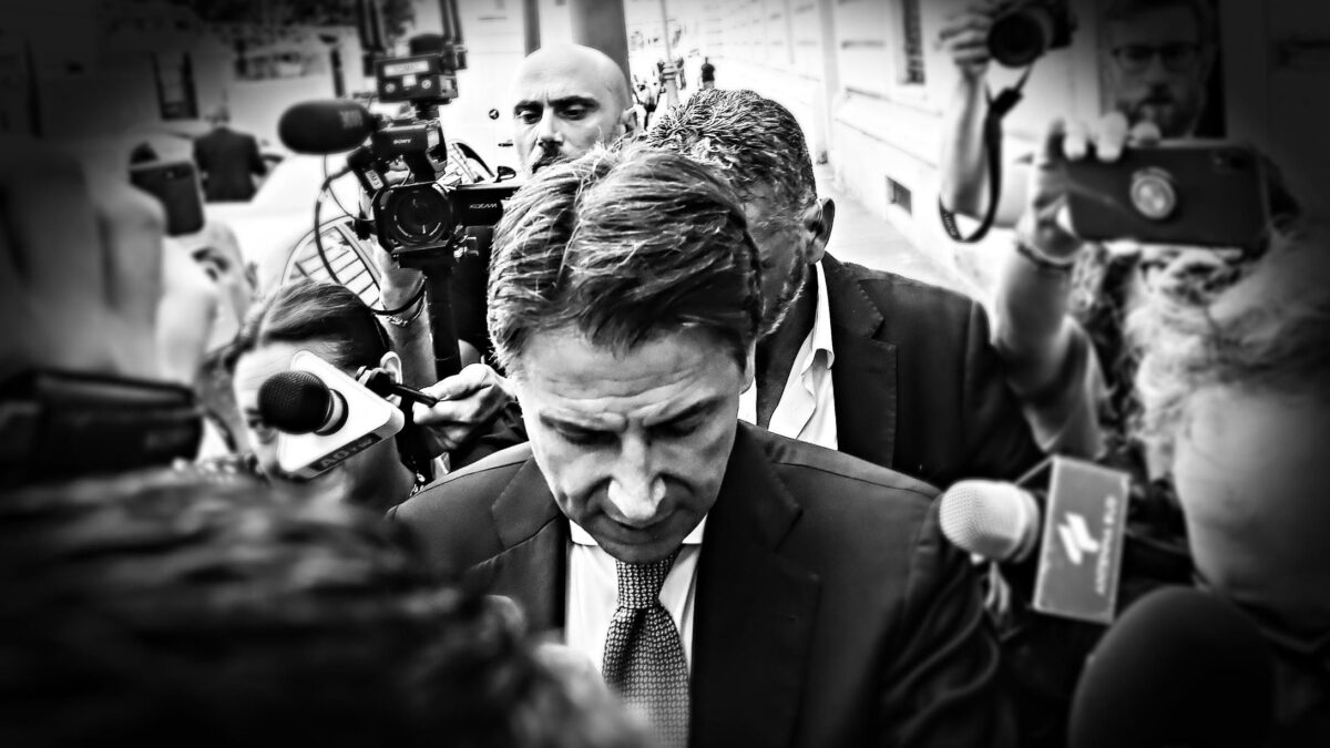 Conte lancia la sfida a Pd e alleati ma deve resistere alle botte di Grillo