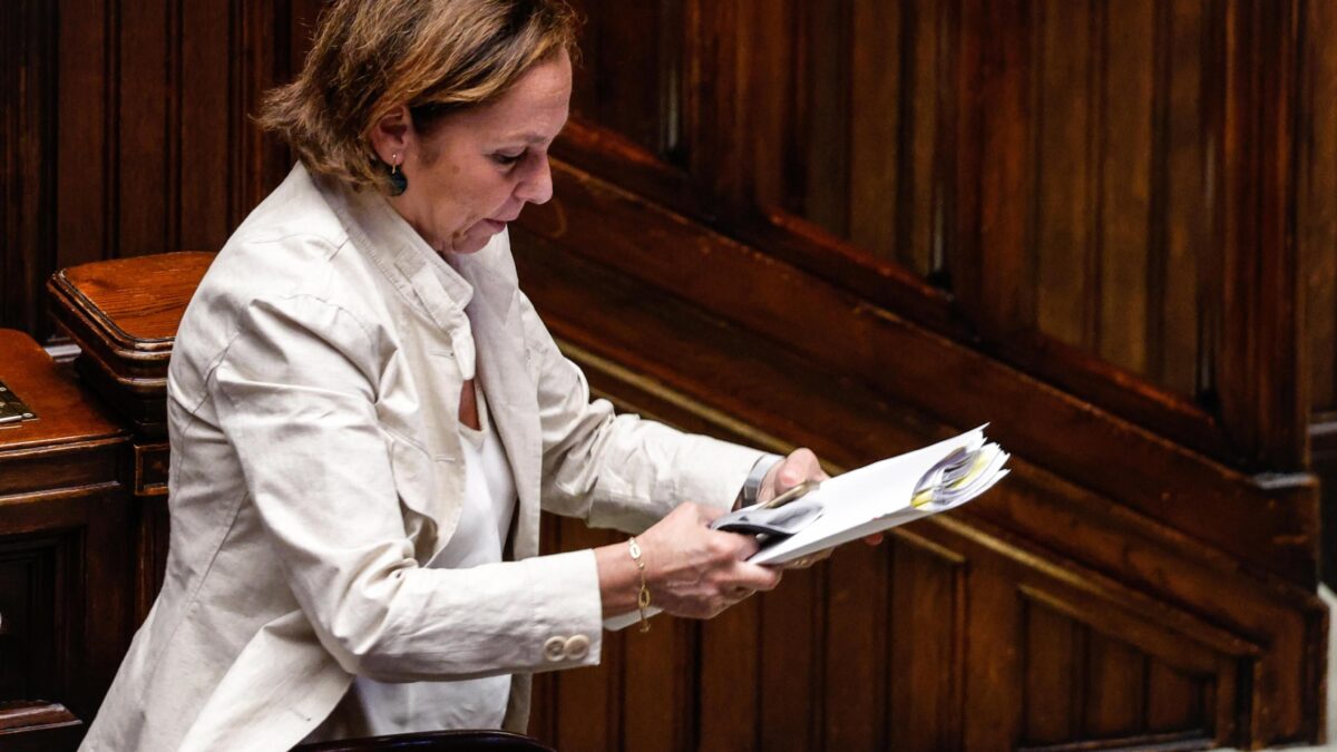 L’ultimo valzer della Lamorgese. Lascia tre regioni sotto assedio