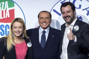 Vaccini e green pass: ecco cosa pensa chi scriverà il programma di governo