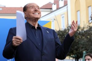 Il tifo politico oggi vale più dei fatti. La realtà è un fastidio ormai abolito