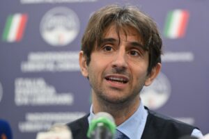Giovanni Donzelli: «Non esistono i miracoli del premier. Pnrr da rivedere, è già superato»
