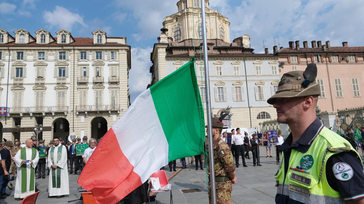 Archiviata l’unica denuncia concreta. Fine del delirio sugli alpini di Rimini