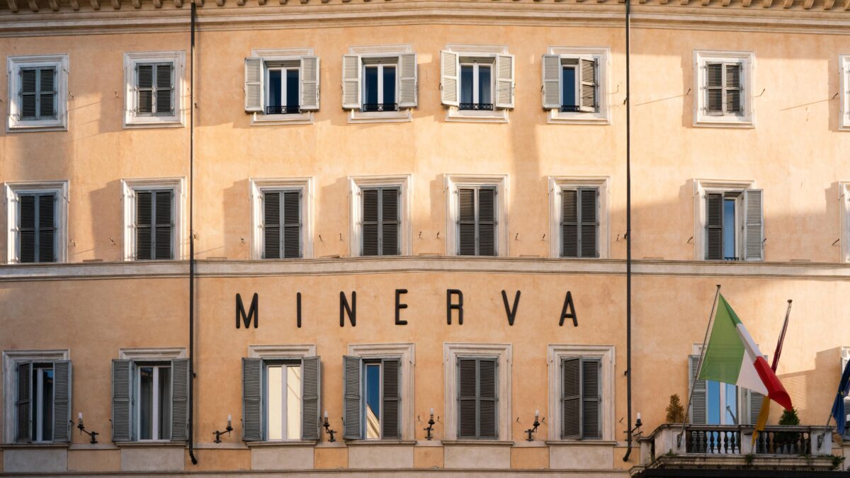 L’arredamento dell’Hotel de la Minerva di Roma affidato a Hugo Toro