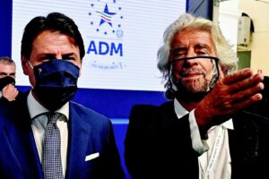 Scatta la tagliola secondo mandato Conte si piega a Grillo e perde i suoi