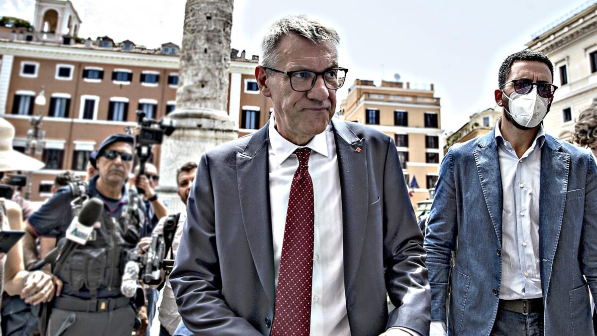 Il governo apre al salario minimo ma boccia lo scostamento di bilancio