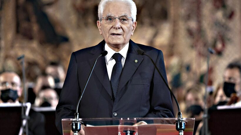 Gli uomini di Mattarella in campo per fregare ancora Supermario