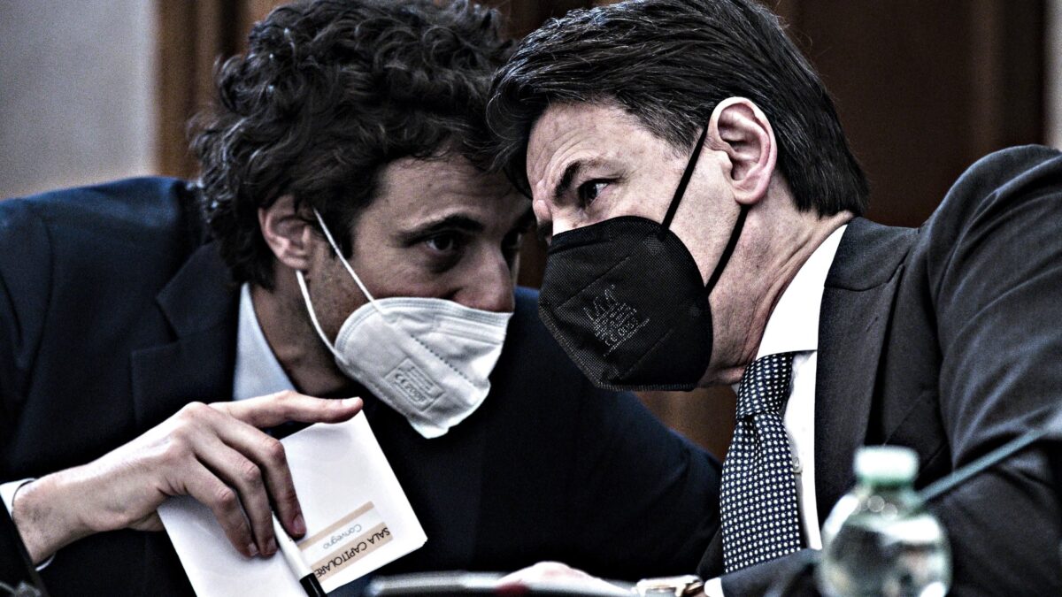 Scontro finale nel M5s tra governisti e ala dura. Crippa sotto accusa per la spallata a Conte