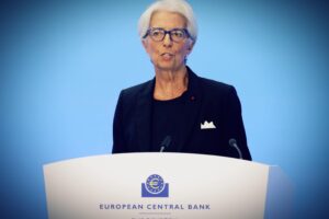 Lo scudo anti spread della Bce assomiglia alla camicia di forza