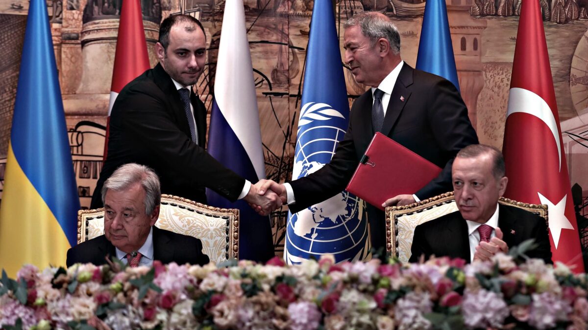 Erdogan ottiene l’accordo sul grano. Biden studia l’invio di caccia a Zelensky
