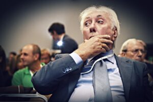Il tribunale mette in freezer l’Opa su Carige