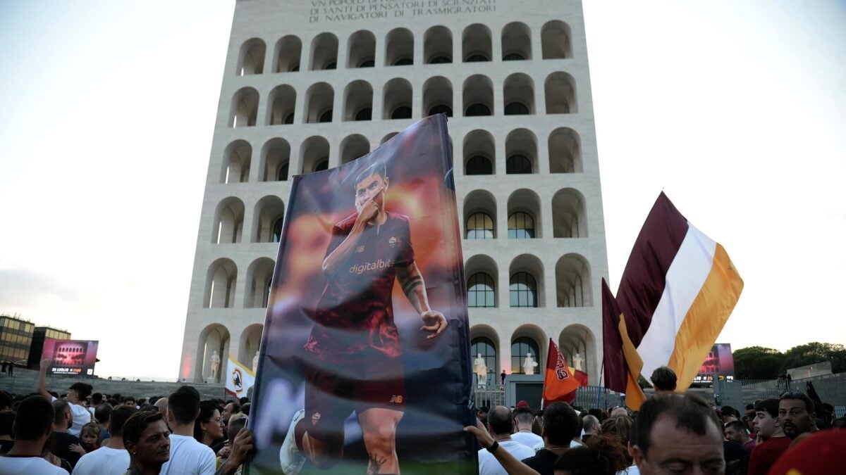 Dal Regime a Dybala: il Colosseo quadrato e il perenne ritorno dell’estetica anni Trenta