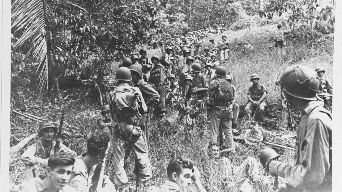 Agosto 1942: la battaglia di Guadalcanal e la storia di un eroe italoamericano