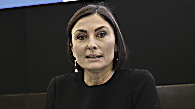 Caos Pd: i delusi fanno retromarcia ma non trovano più il posto buono