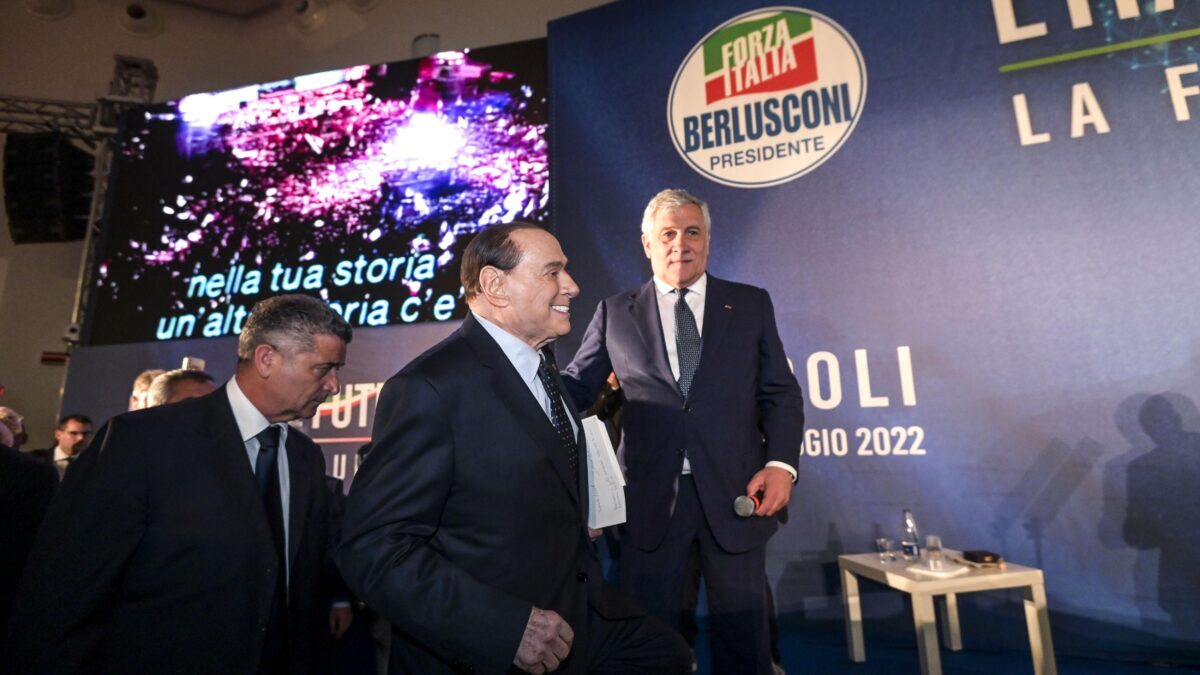Berlusconi detta l’agenda a destra: tutti allineati sul presidenzialismo