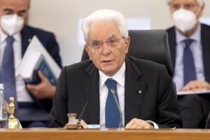 Il Pd voleva licenziare Mattarella