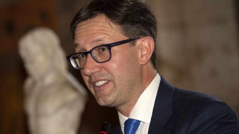 A Firenze la crisi idrica non c’è. E allora Nardella se la inventa