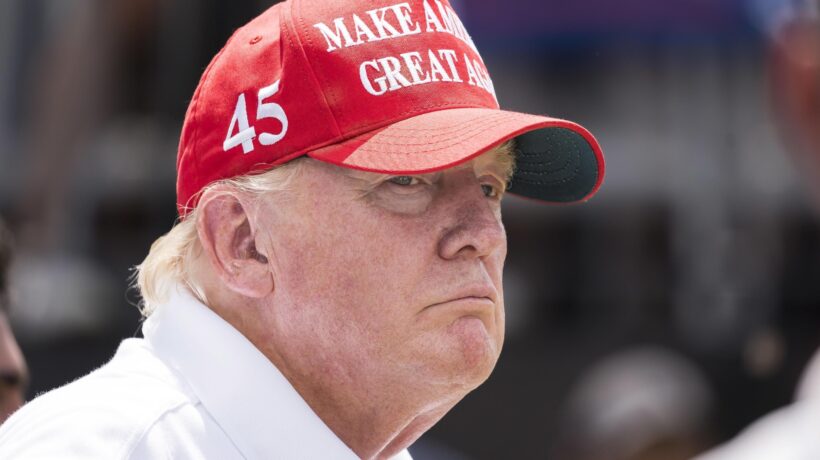 Diffusi solo metà documenti del Trump-gate