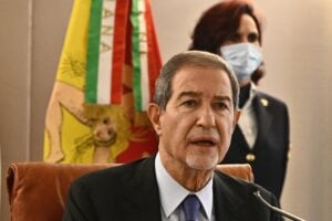 Il centrodestra s’incaglia in Sicilia